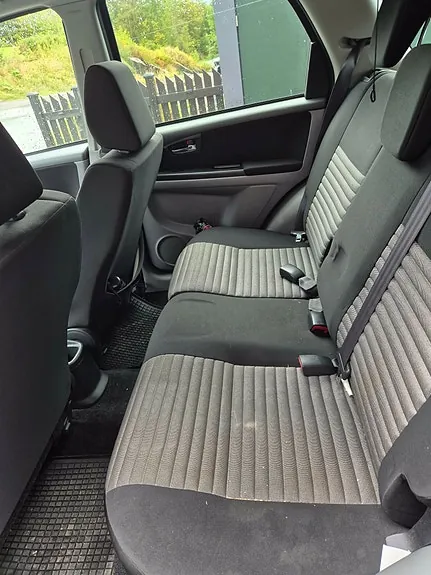 Suzuki Sx4 2011 photo 3