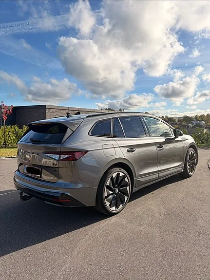 Skoda Enyaq 2022 photo 5
