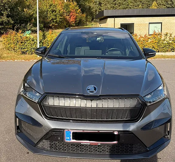 Skoda Enyaq 2022 photo 2
