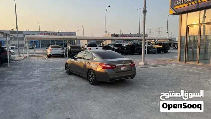 Nissan Altima 2018 photo 4