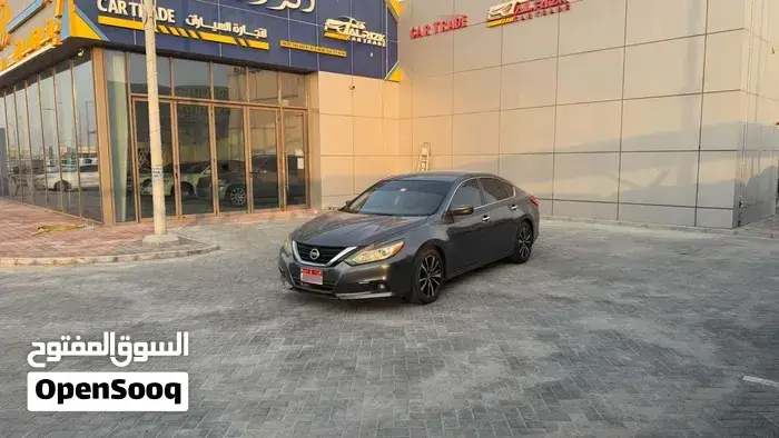 Nissan Altima 2018 photo 2