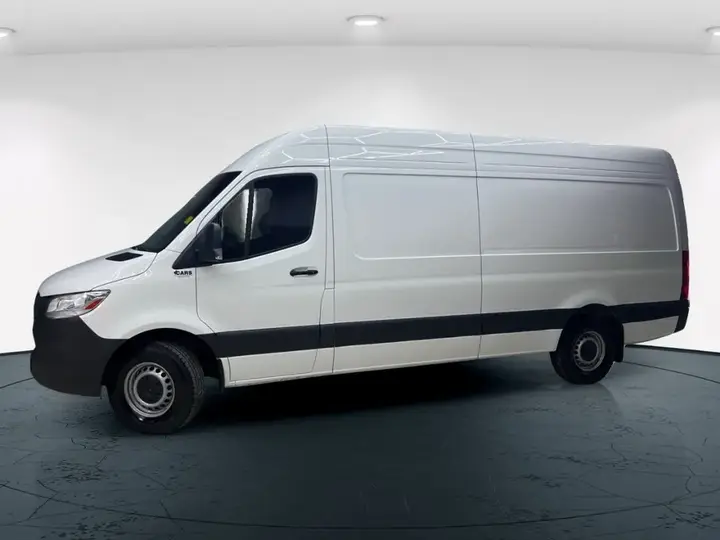 Mercedes-Benz Sprinter 2025 photo 4