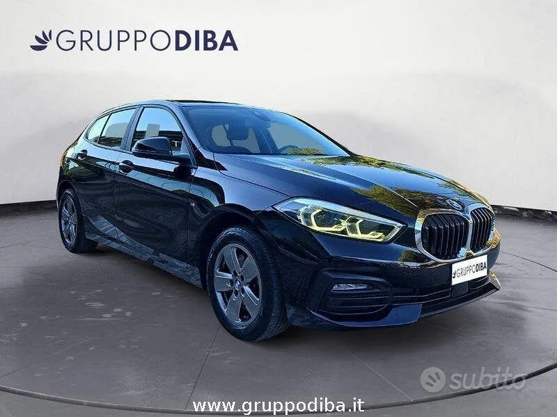 BMW 1 Series 2022 photo 3