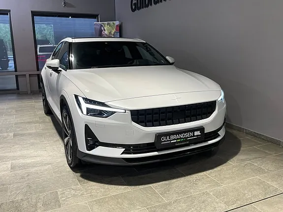 Polestar 2 2021 photo 2