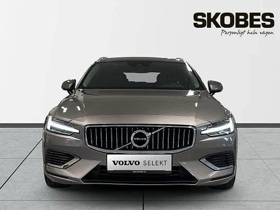 Volvo V60 2021 photo 2