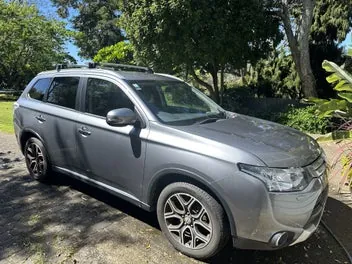 Mitsubishi Outlander 2015 photo 2