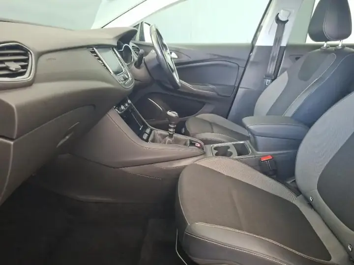 Vauxhall Grandland X 2021 photo 5