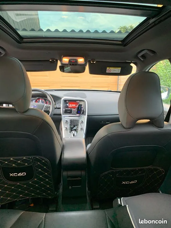 Volvo Xc60 2017 photo 3