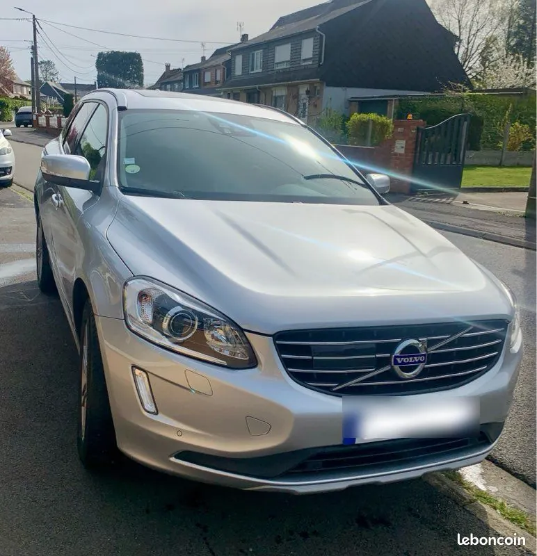 Volvo Xc60 2017 photo 2