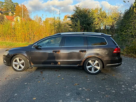Volkswagen Passat 2012 photo 3