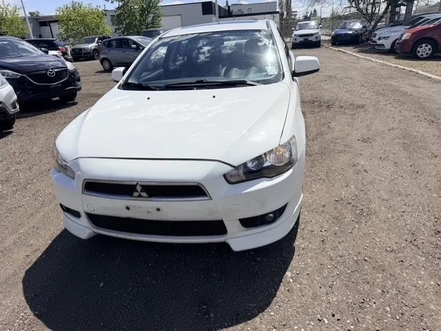 Mitsubishi Lancer 2010 photo 2