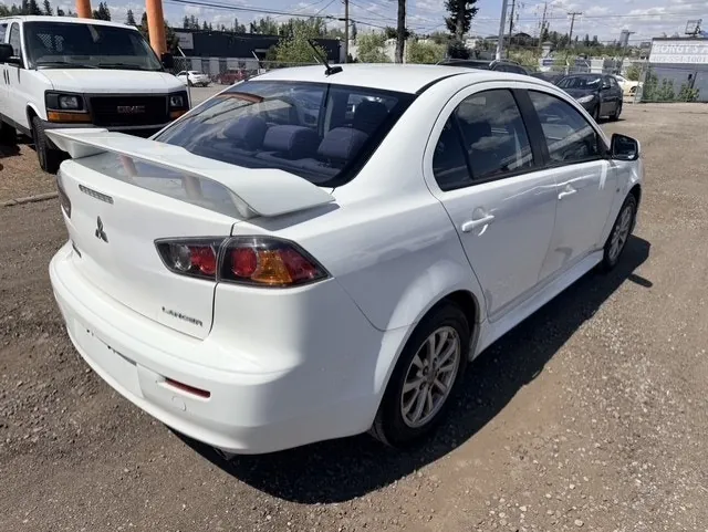Mitsubishi Lancer 2010 photo 4