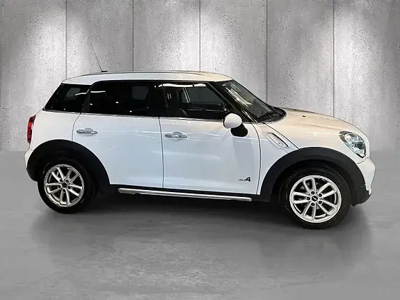 Mini Countryman Cooper 2015 photo 4
