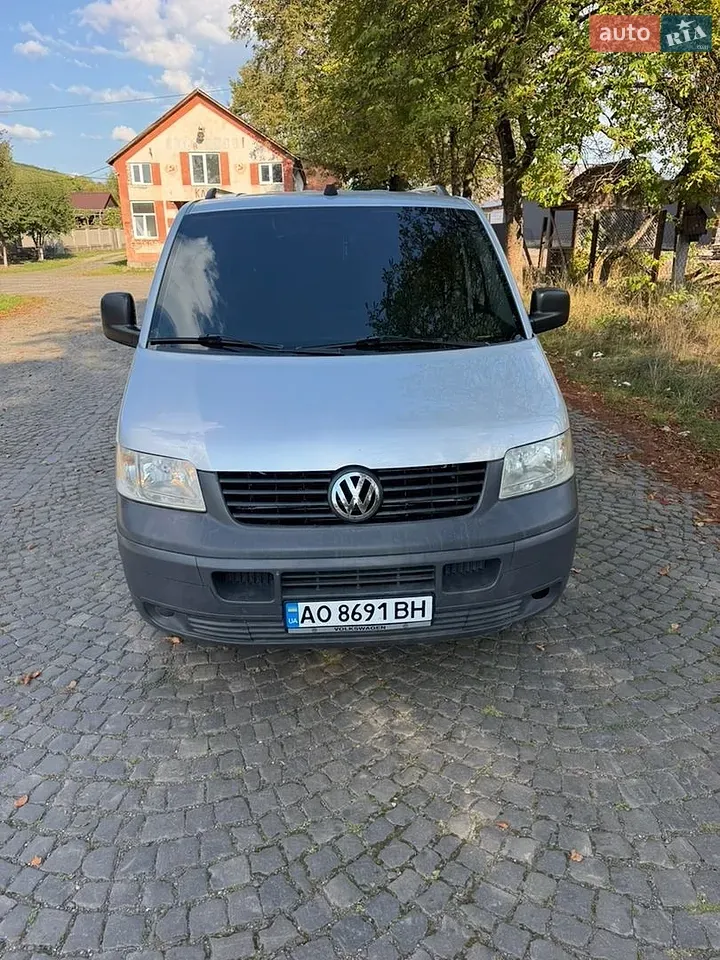 Volkswagen Transporter 2007 photo 2