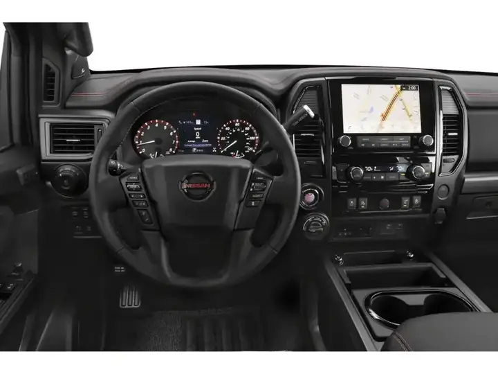 Nissan Titan 2021 photo 4