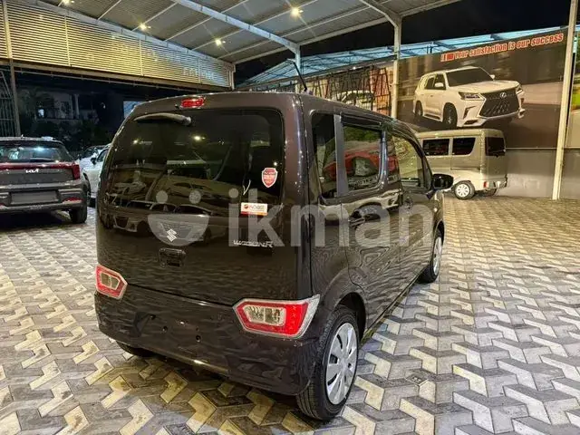 Suzuki Wagon R 2024 photo 3