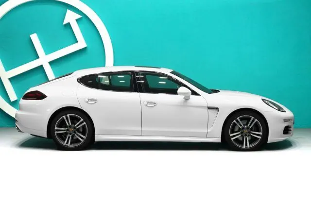 Porsche Panamera 2014 photo 3