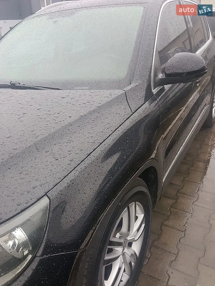 Volkswagen Tiguan 2011 photo 2