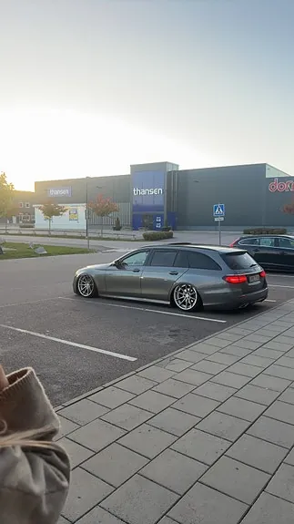 Mercedes-Benz E220