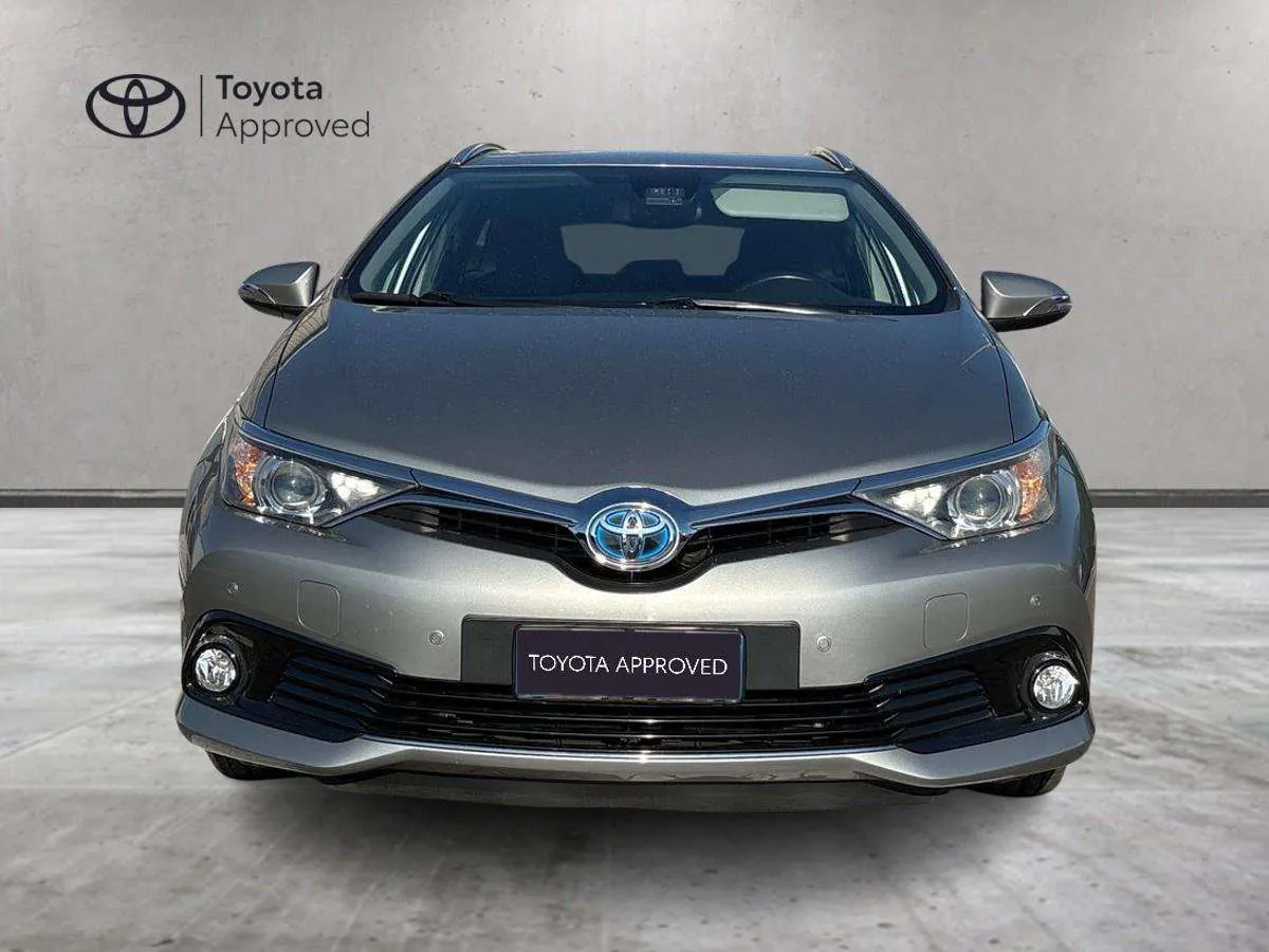 Toyota Auris 2015 photo 5