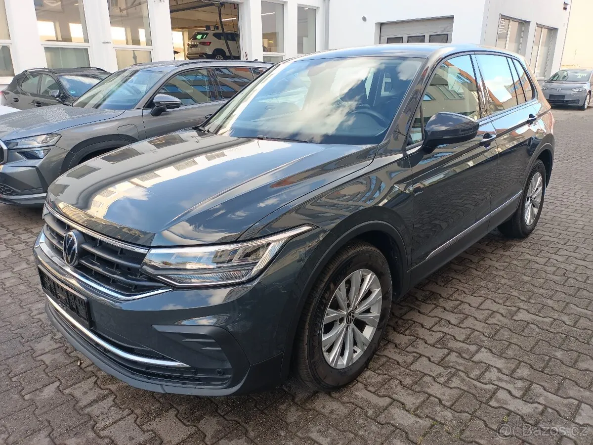 Volkswagen Tiguan 2022 photo 2