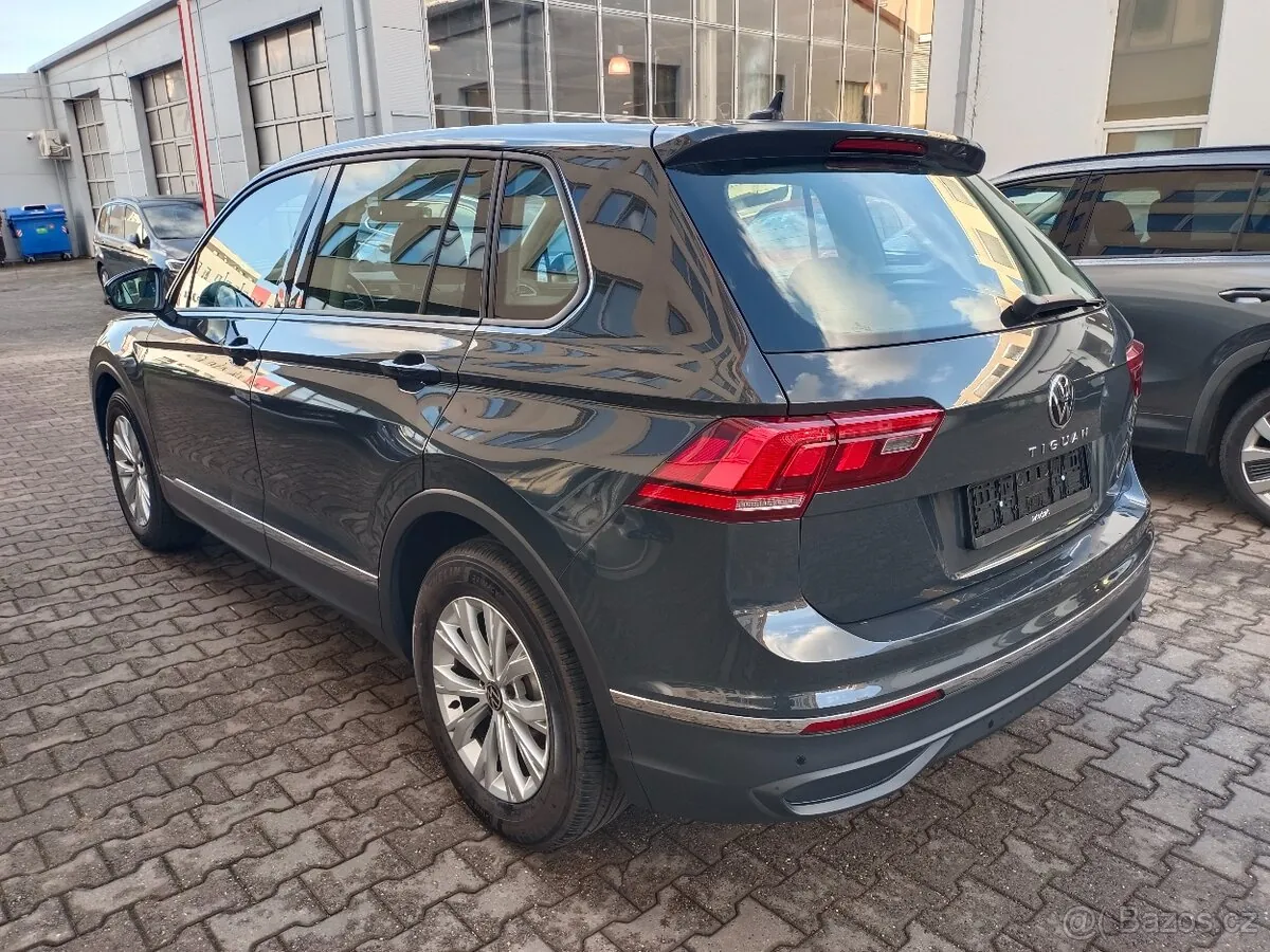 Volkswagen Tiguan 2022 photo 3