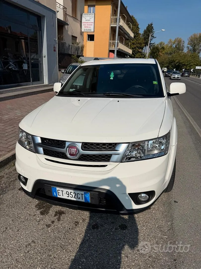 Fiat Freemont 2014 photo 2