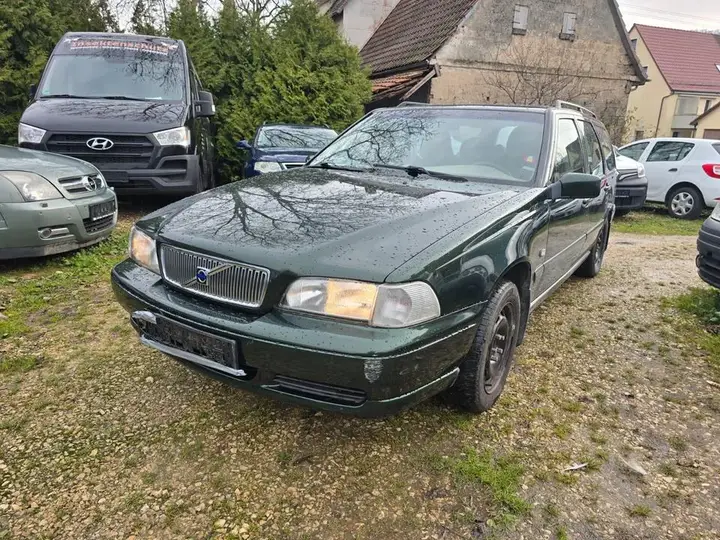 Volvo V70