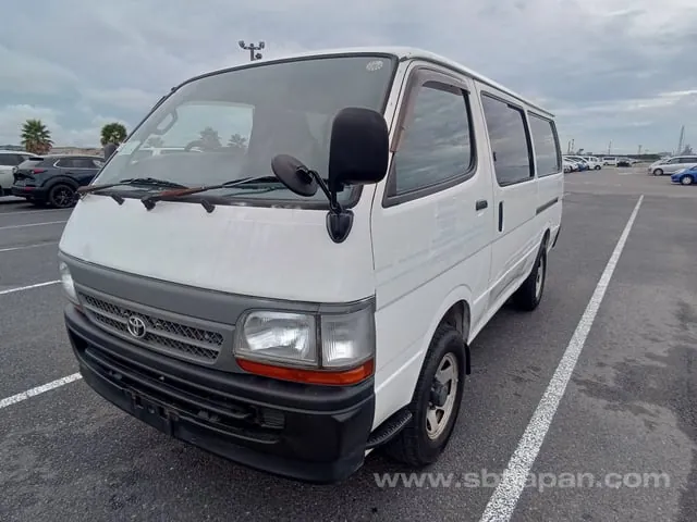 Toyota Regius Ace 2000 photo 2