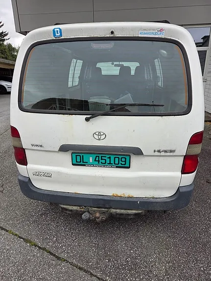 Toyota Hiace 2006 photo 4