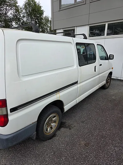 Toyota Hiace 2006 photo 3