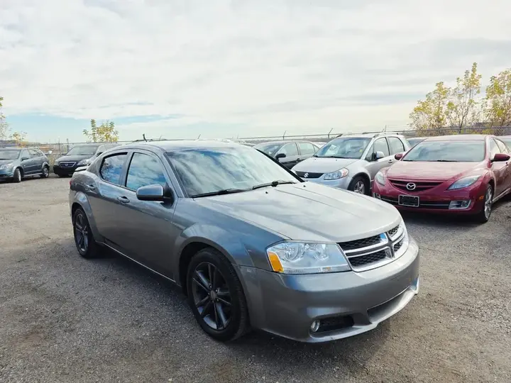 Dodge Avenger 2012 photo 3