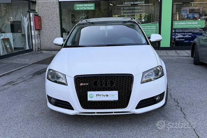 Audi A3 2010 photo 2
