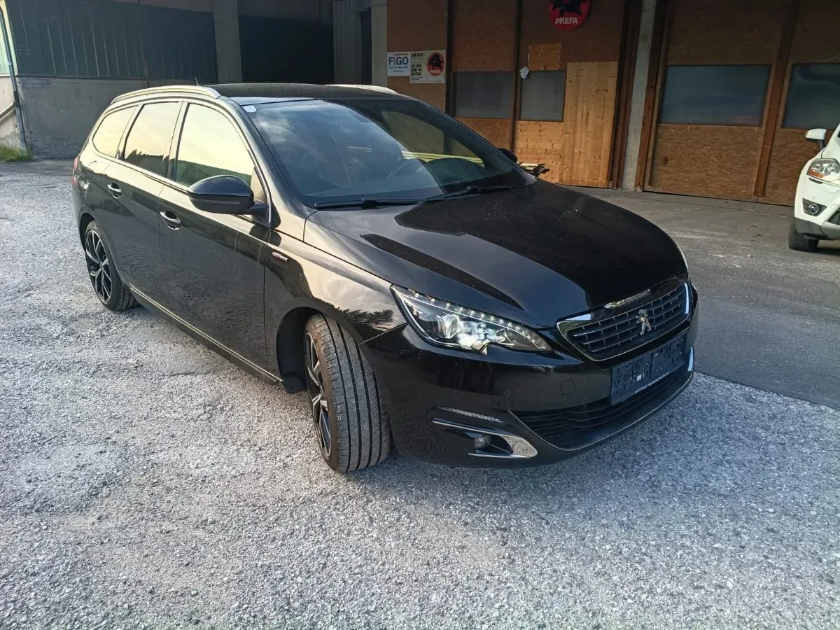 Peugeot 308 2016 photo 2