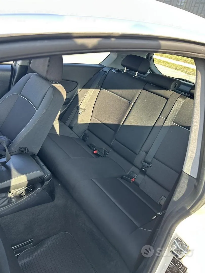 BMW 123D 2008 photo 5