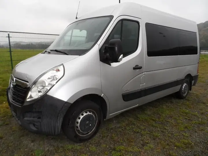 Opel Movano