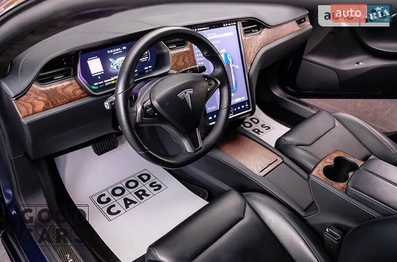 Tesla Model S 2019 photo 3