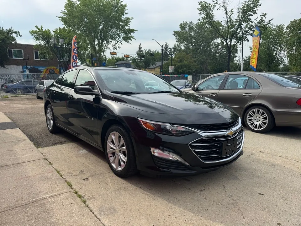 Chevrolet Malibu 2023 photo 3