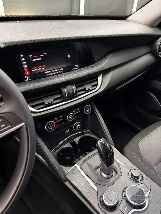 Alfa Romeo Stelvio 2019 photo 5
