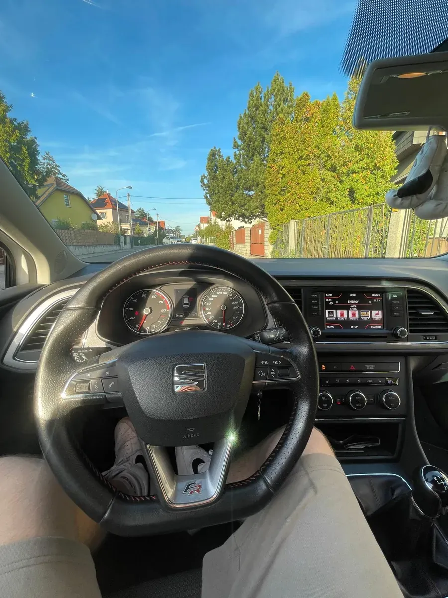 Seat Leon 2014 photo 3
