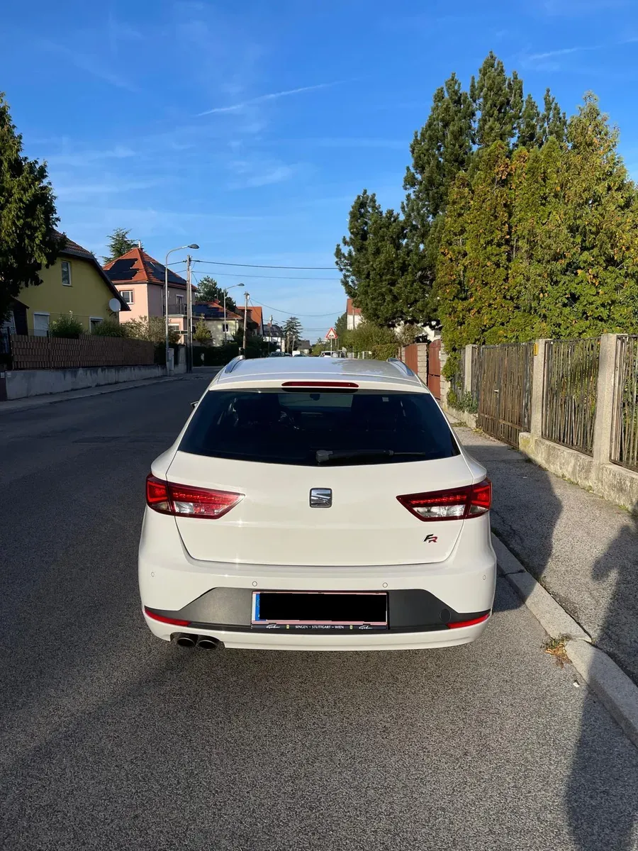 Seat Leon 2014 photo 2