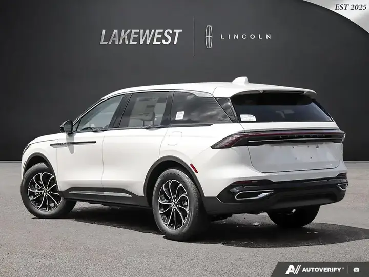 Lincoln Nautilus 2026 photo 4