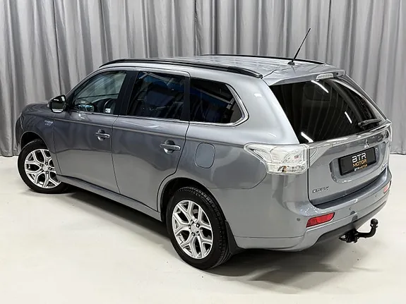 Mitsubishi Outlander 2014 photo 4