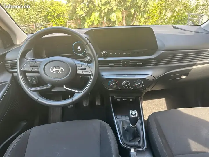 Hyundai I20 2025 photo 2