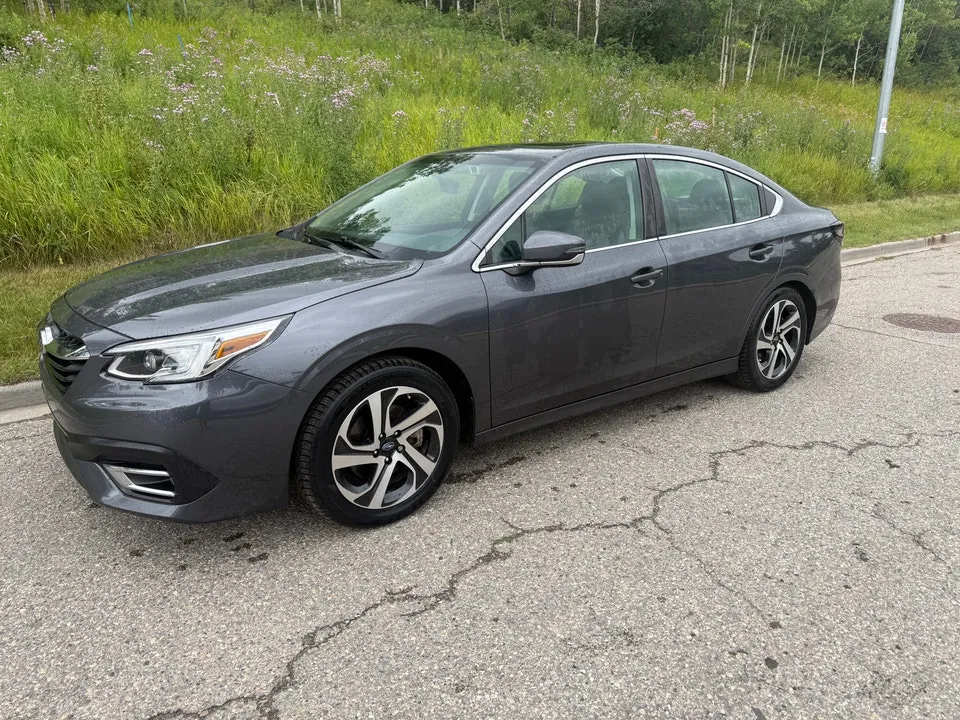 Subaru Legacy 2020 photo 3