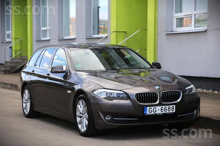 BMW 520 2011 photo 4