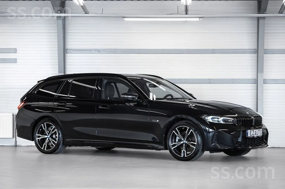 BMW 330E 2023 photo 5