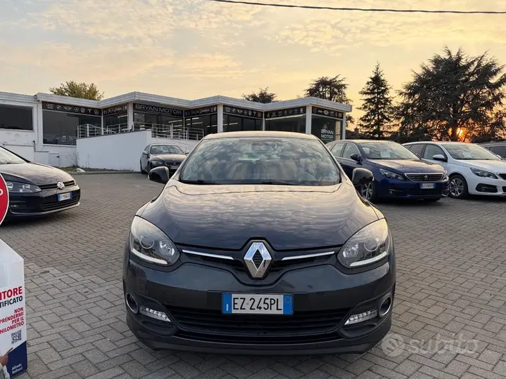 Renault Megane 2015 photo 2