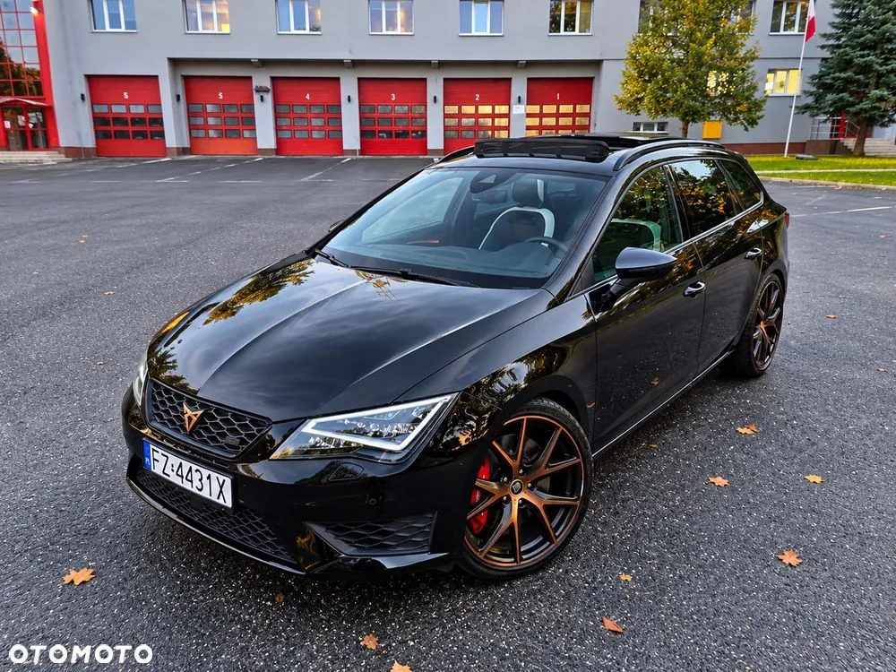 Seat Leon Sportstourer 2016 photo 2