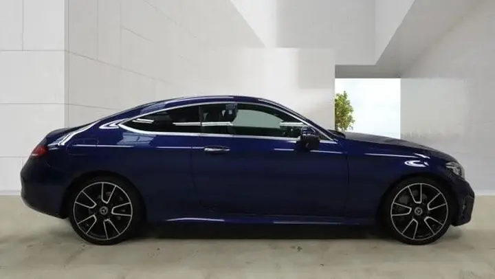 Mercedes-Benz C-Class 2018 photo 5